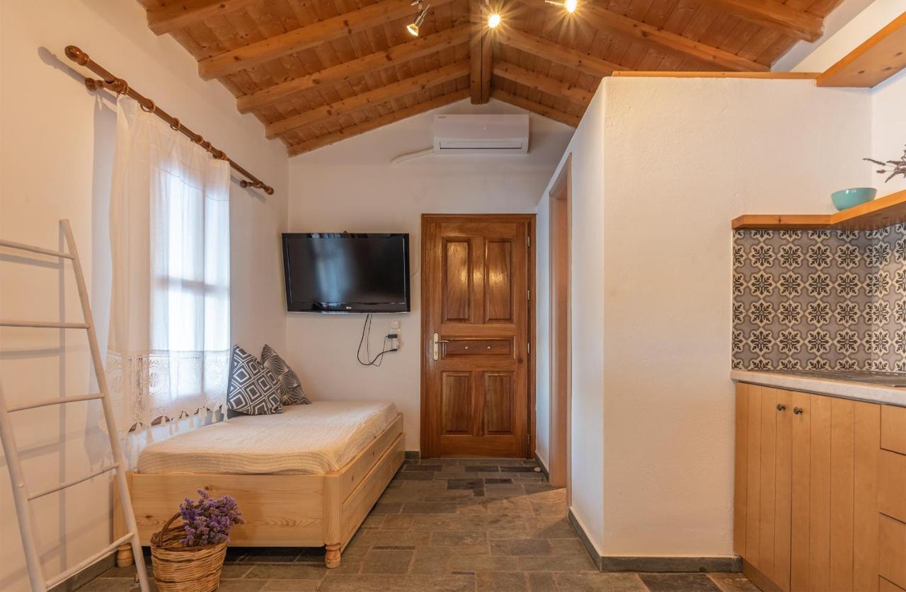 Island Apartments Псили Амос Екстериор снимка